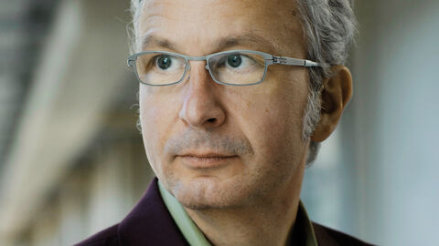 Christopher Dell in der Portraitaufnahme.