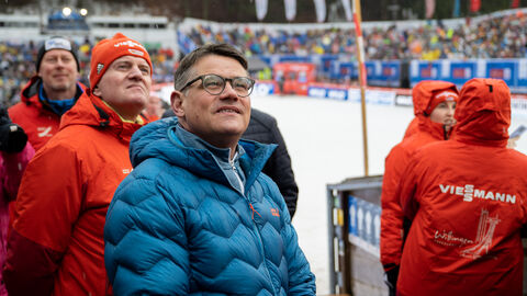 Ministerpräsident Rhein beim Skisprung-Weltcup in Willingen Ministerpräsident Rhein beim Skisprung-Weltcup in Willingen
