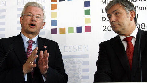 MPK 2008 Der frühere hessische Ministerpäsident Roland Koch mit dem ehemaligen regierenden Bürgermeister von Berlin, Klaus Wowereit.