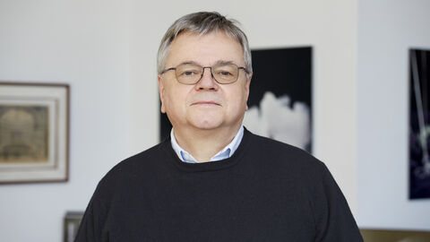 Portrait von Bernd Loebe