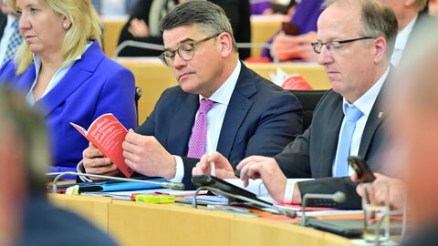 Die konstituierende Sitzung des Landtags hat begonnen Ministerpräsident Boris Rhein im Landtag